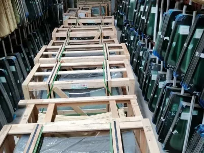 Kính Chắn Gió Xe KIA K3